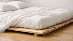 Sleeping on a floor mattress: the minimalist trend with real pros and cons